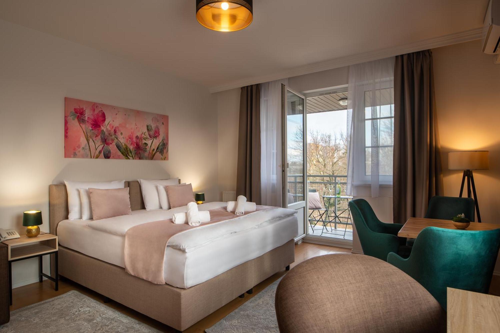 Holdvirag Hotel Шарвар Номер фото